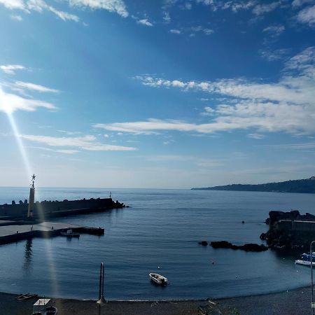 B&B La Spiaggetta Di Stazzo Ачиреале Екстериор снимка